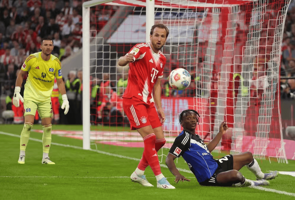 拜仁慕尼黑发布备战花絮，转会期绝杀压哨，德甲任务艰巨，更衣室氛围转暖(拜仁即将敲定孔帕尼为新帅)